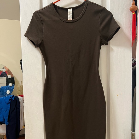 ALO Yoga Brown Mini Dress - Picture 2 of 4